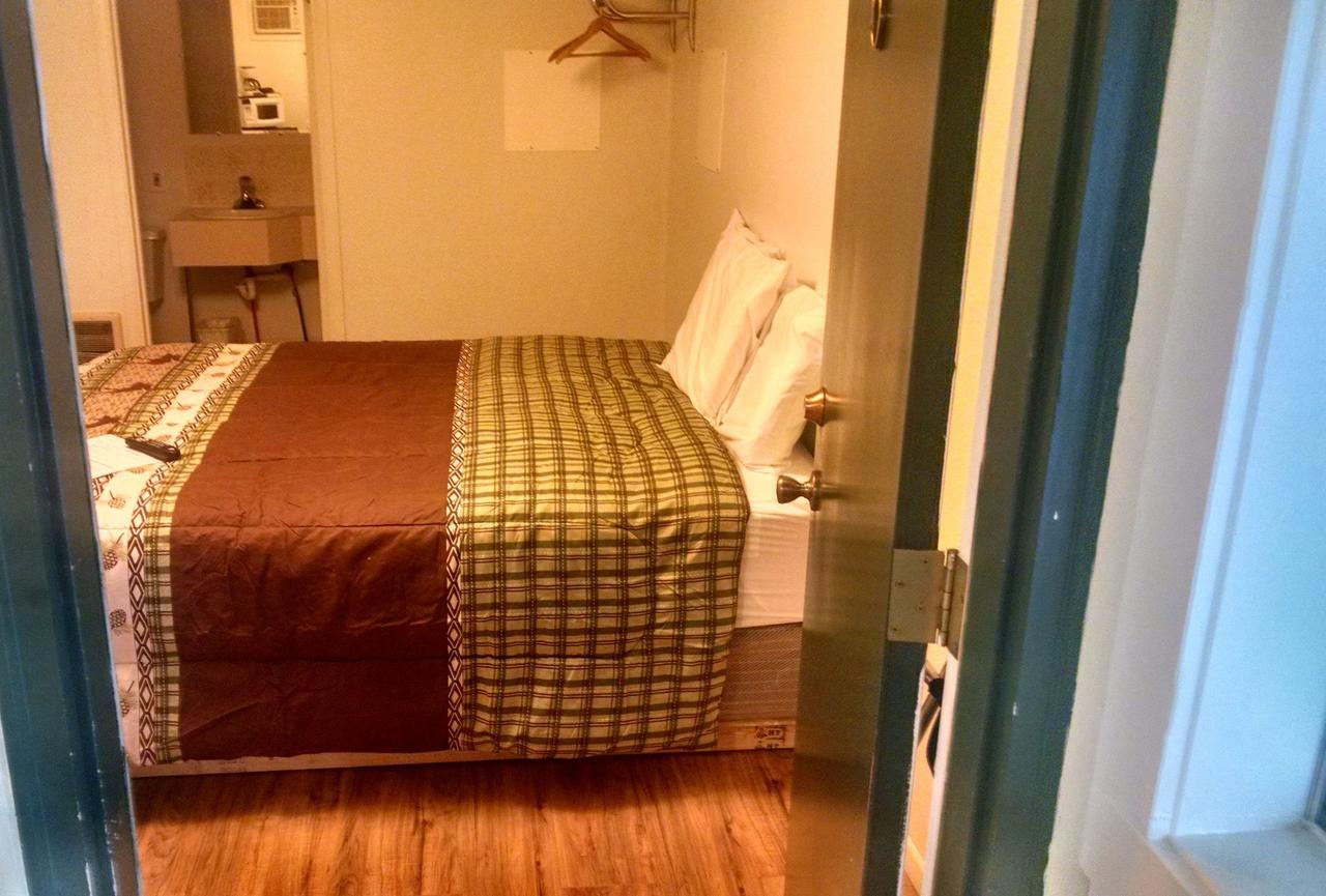 Newport Antler Motel Екстер'єр фото